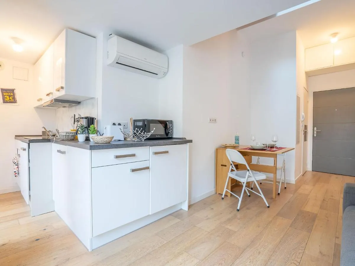 Apartment Wilson By Interhome Niza 0*,  Francia